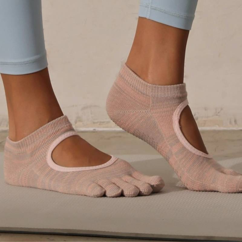 Full Toe Flora Low Rise Grip Socks pilasole pink5