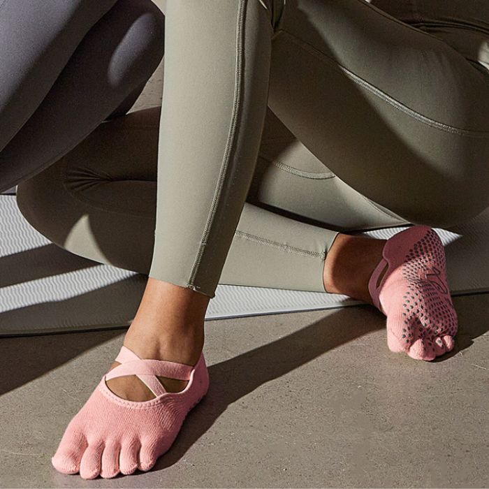 Full Toe Linea Low Rise Grip Socks-pink modle