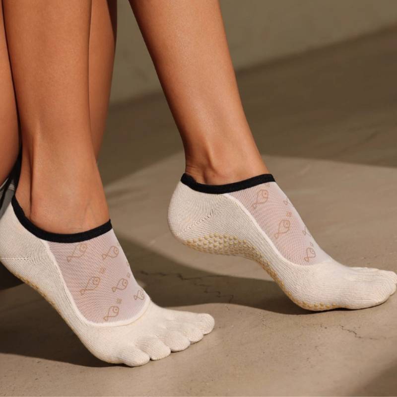 Full Toe Oat Mesh Grip Socks pilasole yellow 2