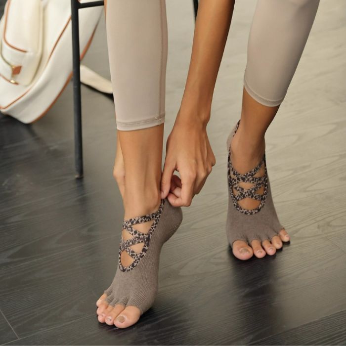 Half Toe Untamed Low Rise Grip Socks-brown Leopard 2
